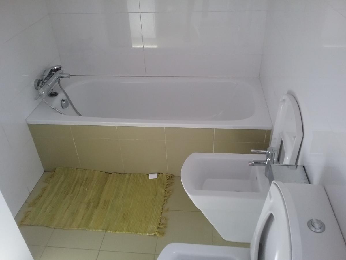 Lovely 2 Bedroom Terrace Wifi Parking Ac Heating Attic バレンシア エクステリア 写真