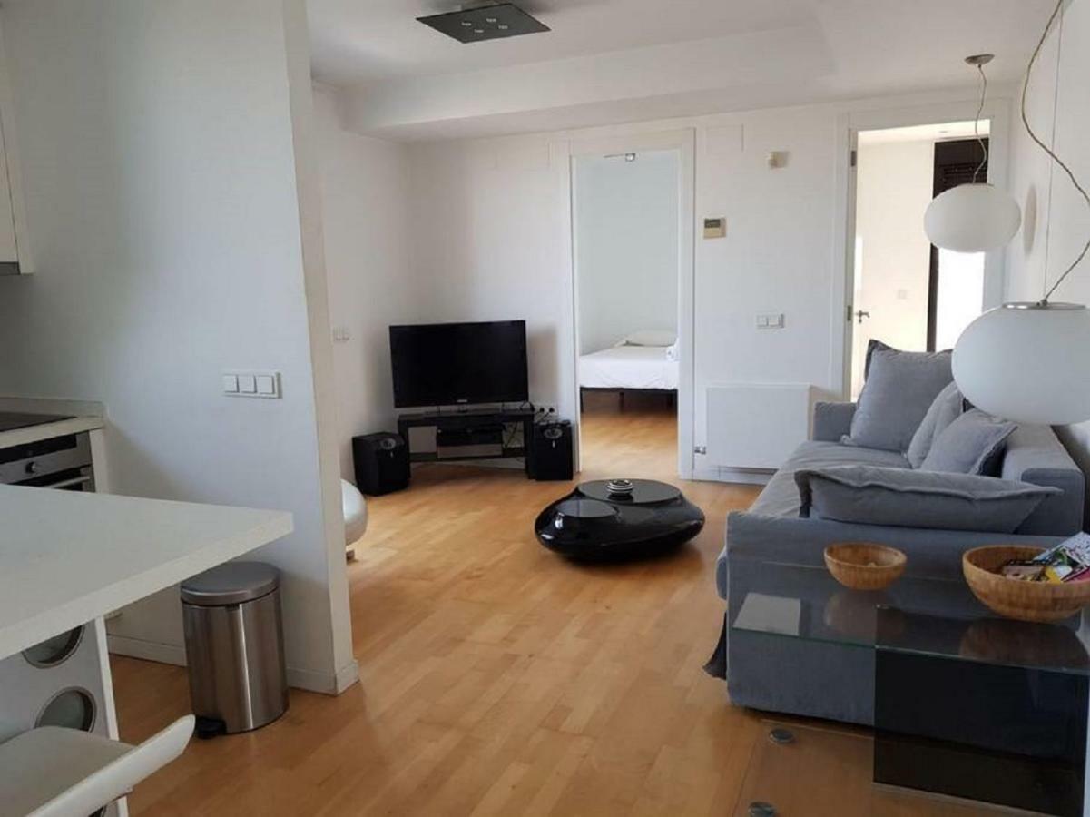 Lovely 2 Bedroom Terrace Wifi Parking Ac Heating Attic バレンシア エクステリア 写真