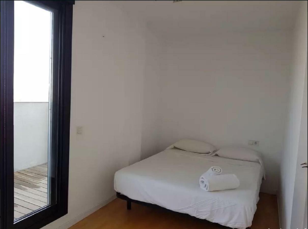 Lovely 2 Bedroom Terrace Wifi Parking Ac Heating Attic バレンシア エクステリア 写真